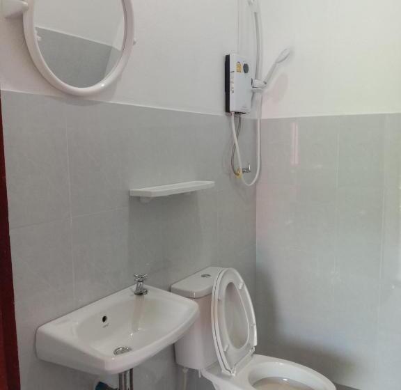 غرفة عائلية, Sanhak Guesthouse 1