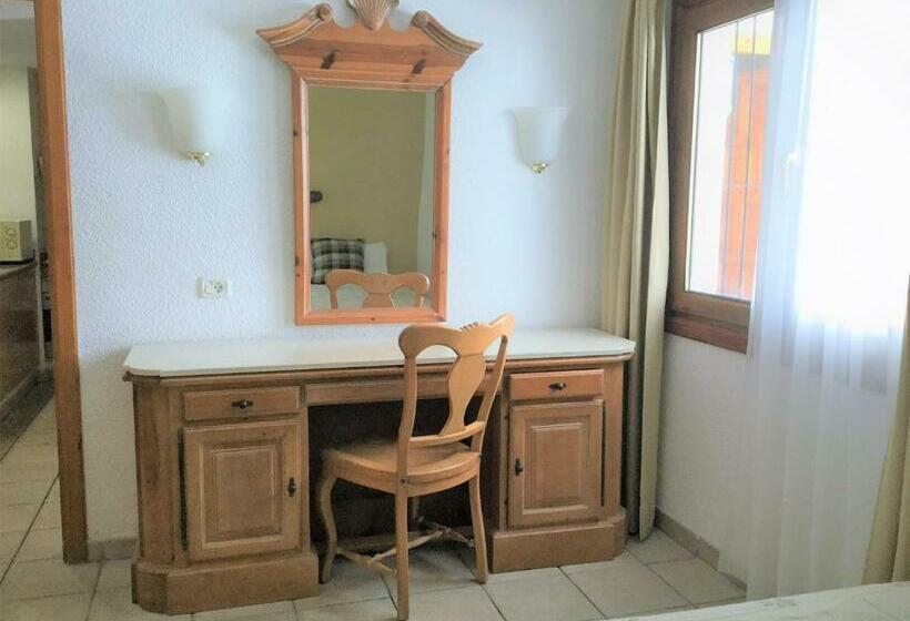 דירת חדר, Beverly Hills Suites   Excel Hotels & Resorts