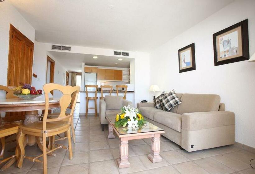 דירת חדר נוף לים, Beverly Hills Suites   Excel Hotels & Resorts