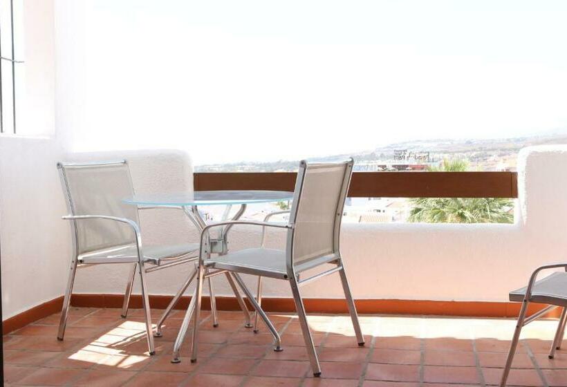 דירת חדר נוף לים, Beverly Hills Suites   Excel Hotels & Resorts