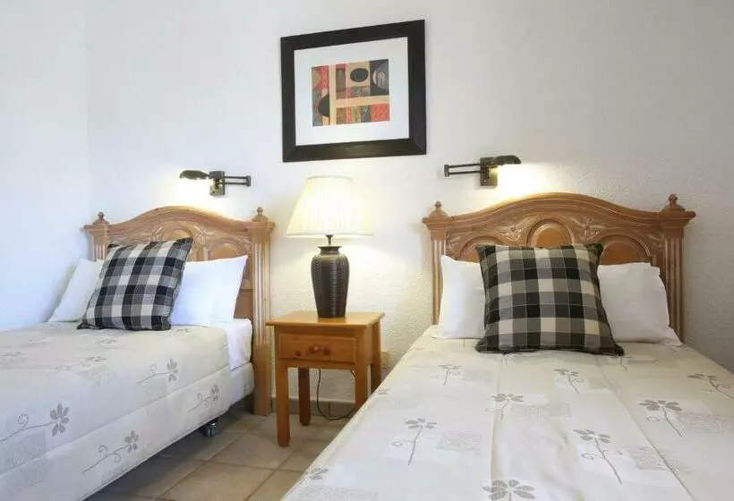 آپارتمان 2 خوابه با چشم‌انداز دریا, Ona Beverly Hills Suites