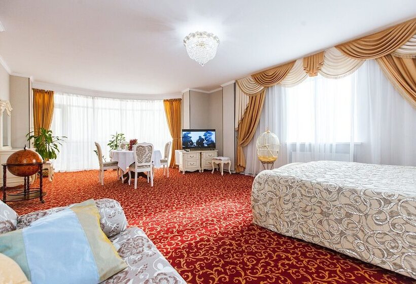 חדר דלוקס, Grand  Uyut