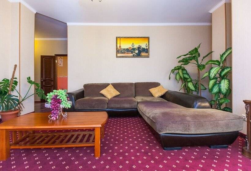 חדר דלוקס, Grand  Uyut