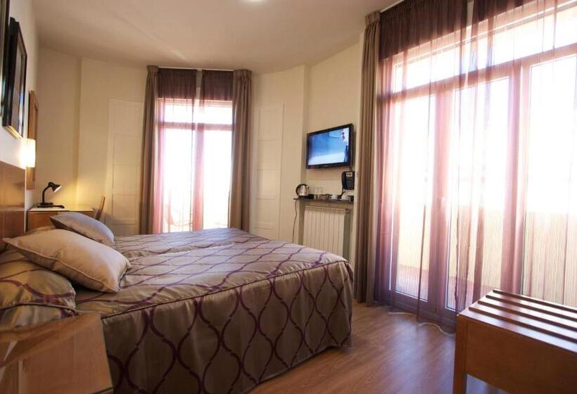 اتاق پرمیوم, Rincon De Gran Via