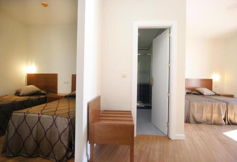 اتاق سوپریور خانوادگی, Rincon De Gran Via