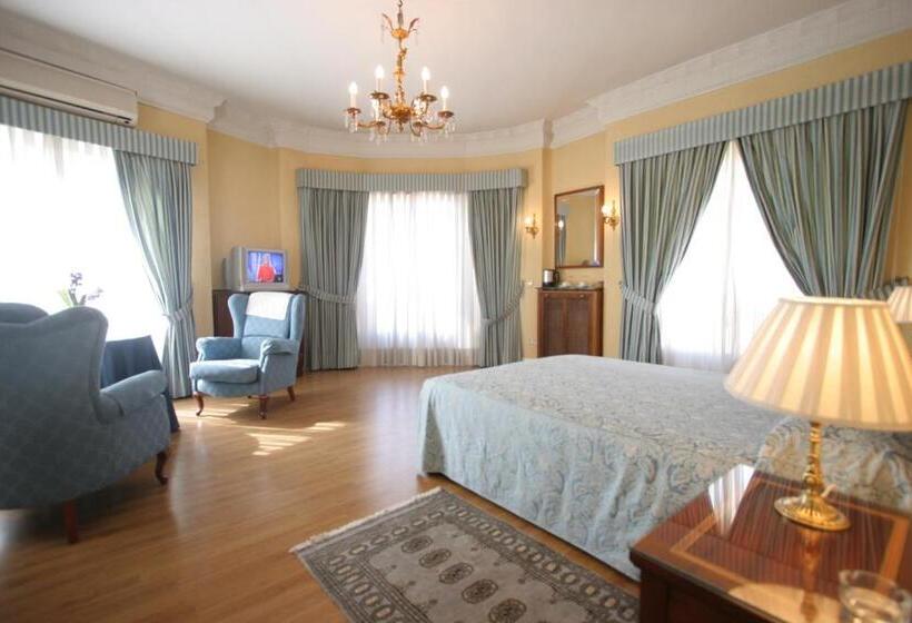 اتاق لوکس, Rincon De Gran Via