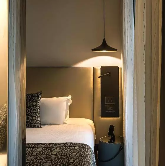 バルコニー付スイート, Corso 281 Luxury Suites