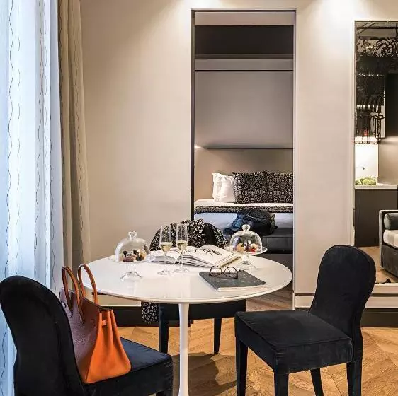 バルコニー付スイート, Corso 281 Luxury Suites