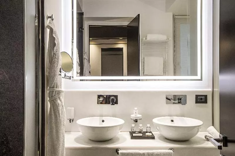 デラックススイート, Corso 281 Luxury Suites
