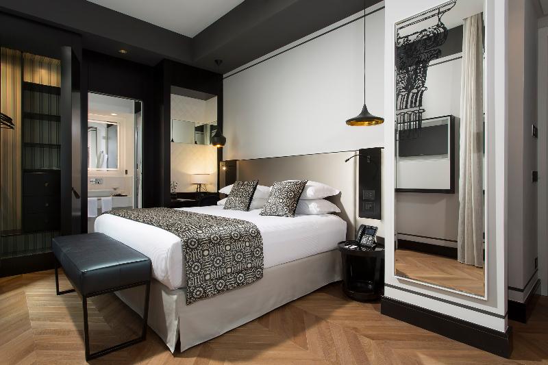 デラックススタジオ, Corso 281 Luxury Suites