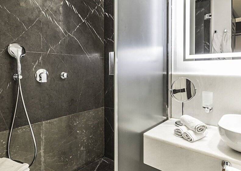 Президентский Люкс, Corso 281 Luxury Suites