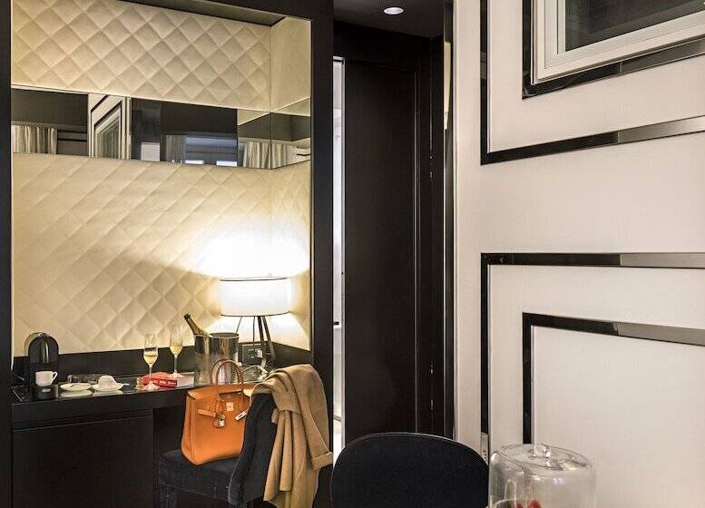 Президентский Люкс, Corso 281 Luxury Suites