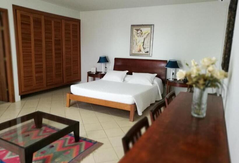 חדר דלוקס נוף לים, La Dolce Vita