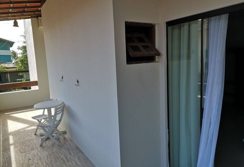 חדר אקזקיוטיב, La Dolce Vita