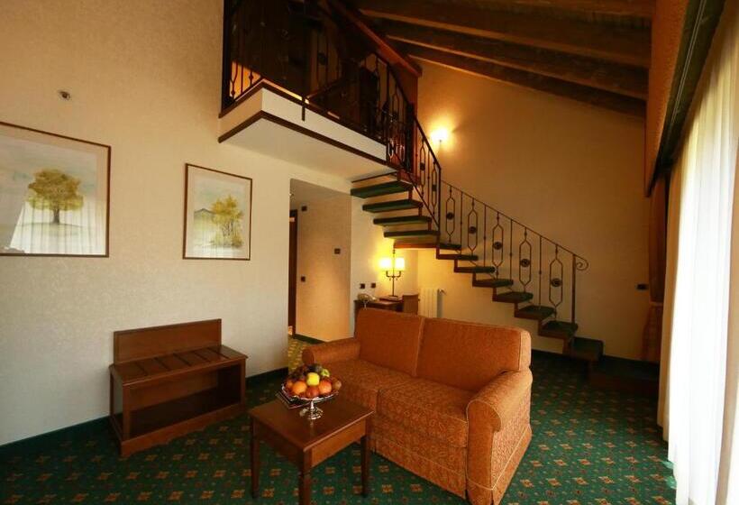 Suite, Lux Garden