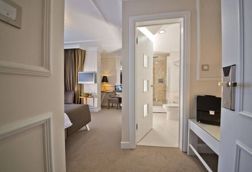 اتاق استاندارد, North Point