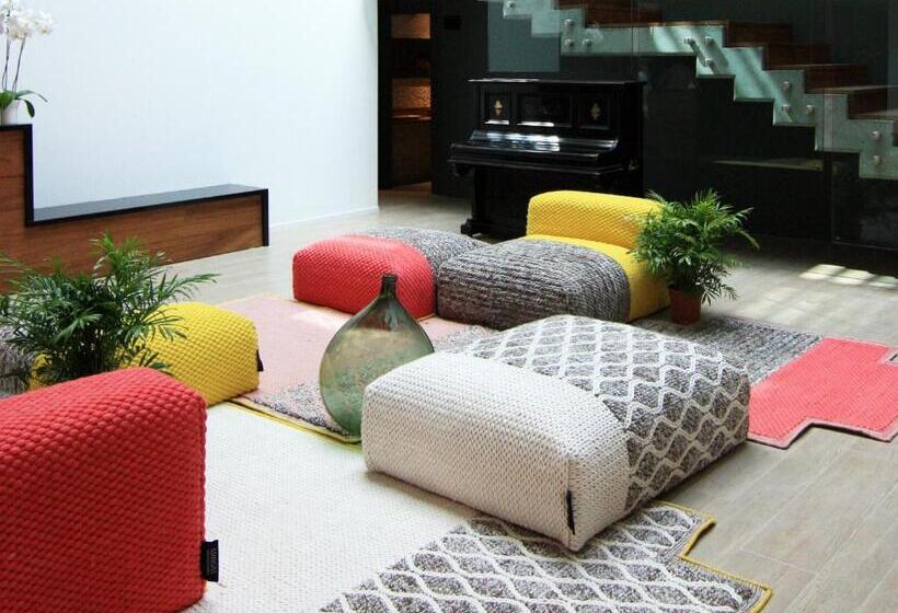 高级大房间, Raval De La Mar