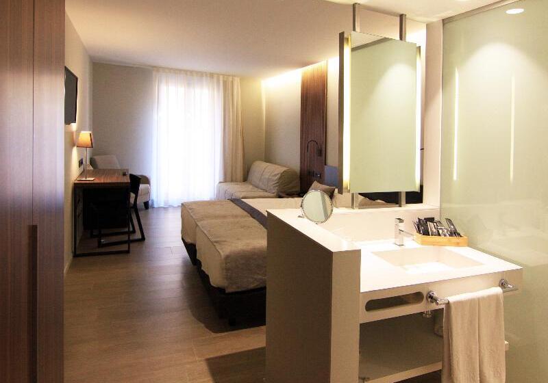 高级大房间, Raval De La Mar