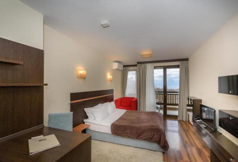 استودیوی استاندارد, St George Ski & Holiday   Half Board & All Inclusive