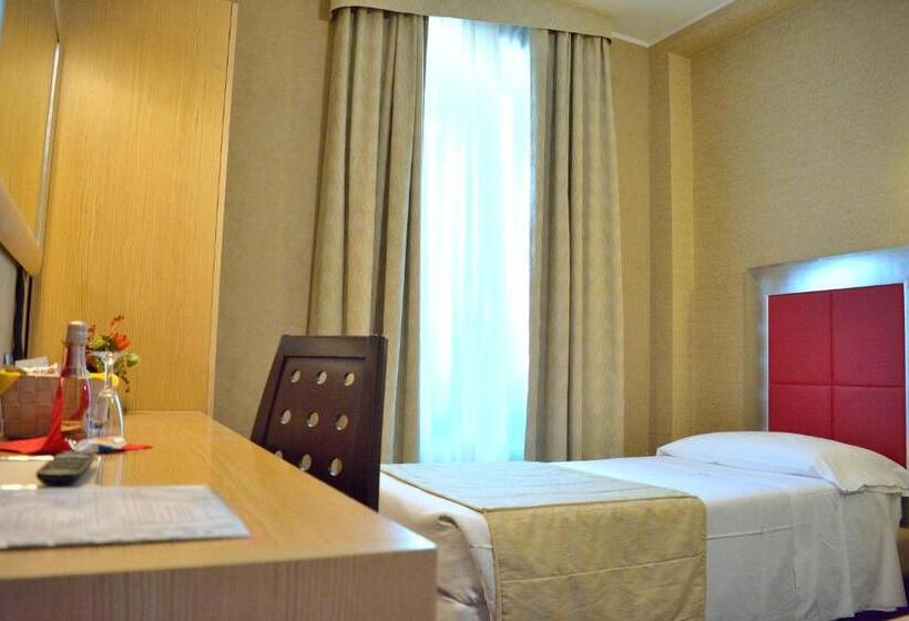 اتاق استاندارد یک نفره, Susa