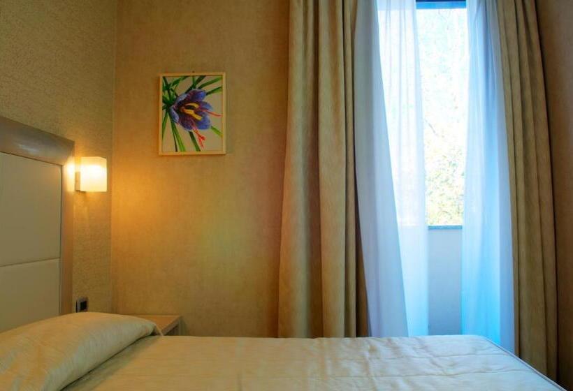 اتاق استاندارد, Susa