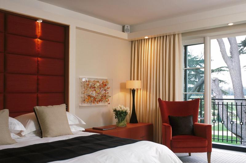 חדר דחוקס עם מיטת קינג, The Grove