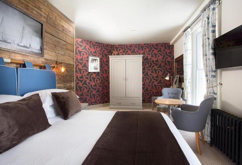 غرفة سوبيريور, The Ship & Trades