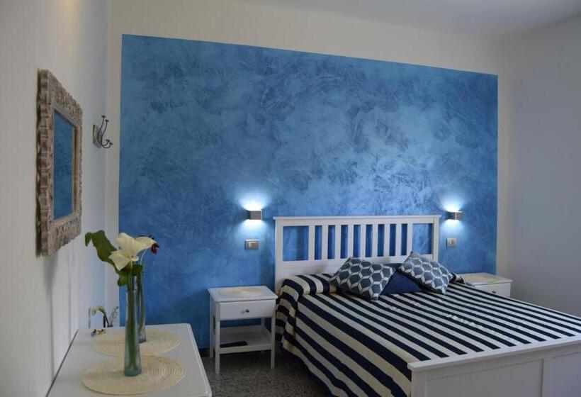 اتاق لوکس, Levante Blu