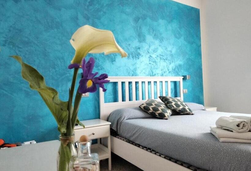 اتاق لوکس, Levante Blu