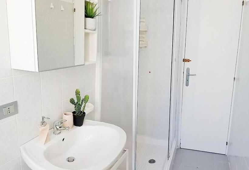 Standard room with outdoor bath, Levante Blu