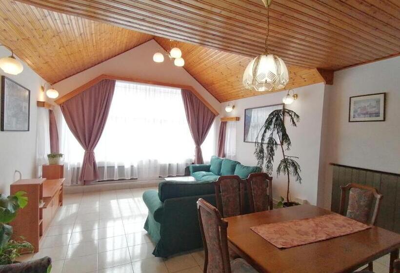 침실 1개 아파트, Oleander Vendégház