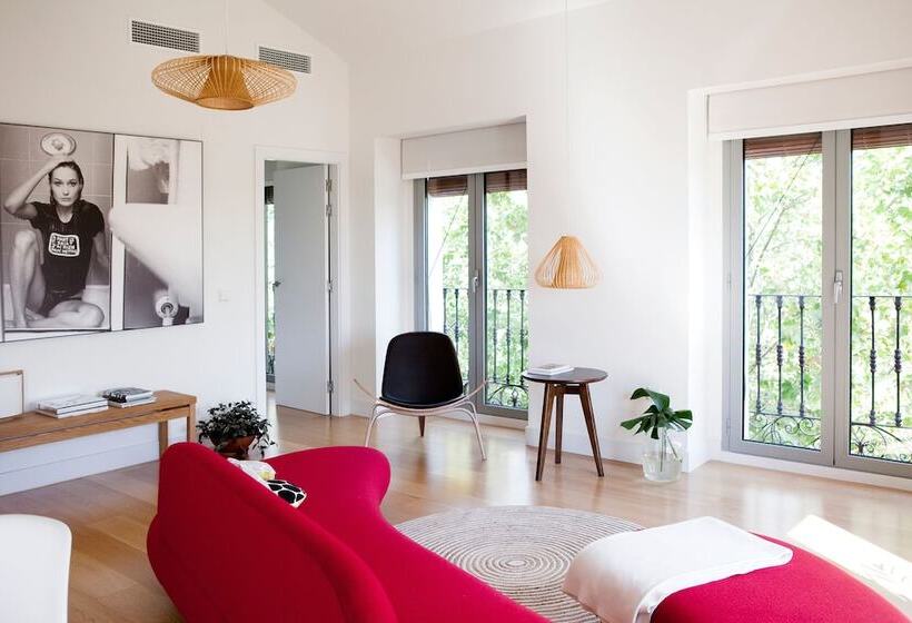 آپارتمان 2 خوابه, 60 Balconies Art