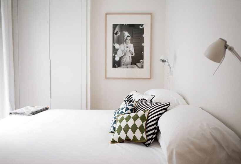 آپارتمان 2 خوابه, 60 Balconies Art