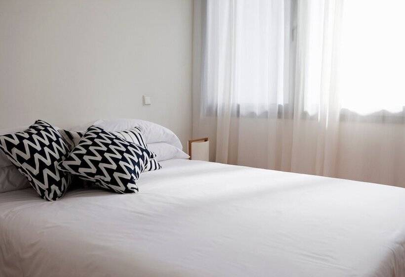 آپارتمان 2 خوابه, 60 Balconies Art