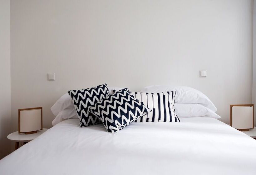 آپارتمان 2 خوابه, 60 Balconies Art