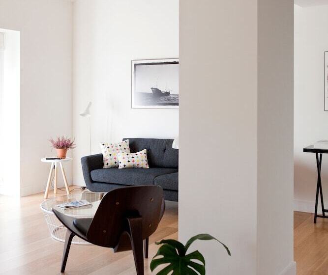 آپارتمان 2 خوابه, 60 Balconies Art