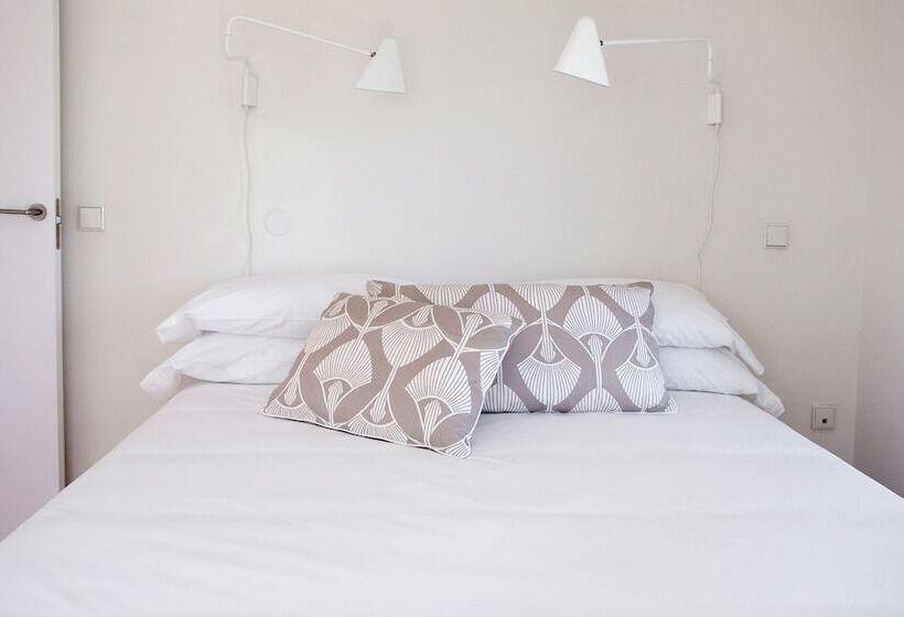 آپارتمان 2 خوابه, 60 Balconies Art