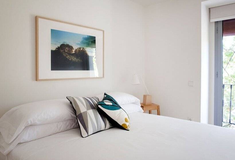 آپارتمان 2 خوابه, 60 Balconies Art