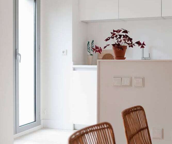 آپارتمان 2 خوابه, 60 Balconies Art