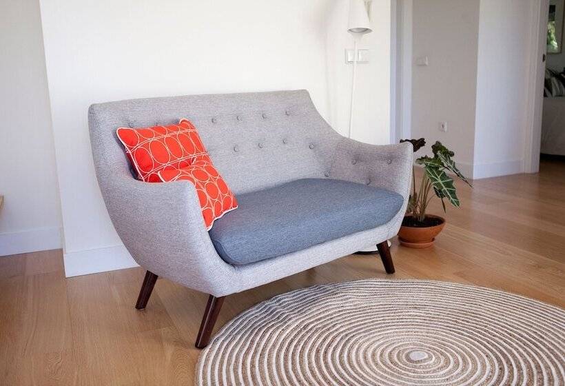 آپارتمان 2 خوابه, 60 Balconies Art