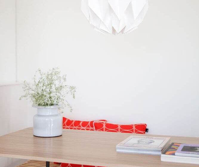 آپارتمان 2 خوابه, 60 Balconies Art