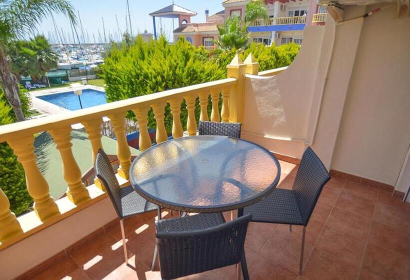 ２ベッドルームアパートメント, Apartamento Marina Vip