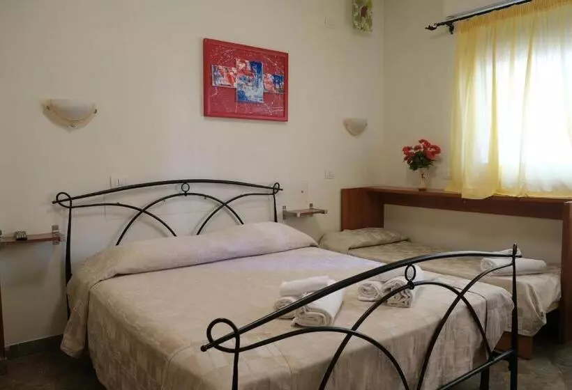 اتاق استاندارد سه نفره, B&b La Porta
