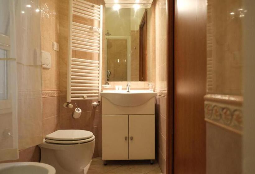 Quarto Triplo Estandar, B&b La Porta