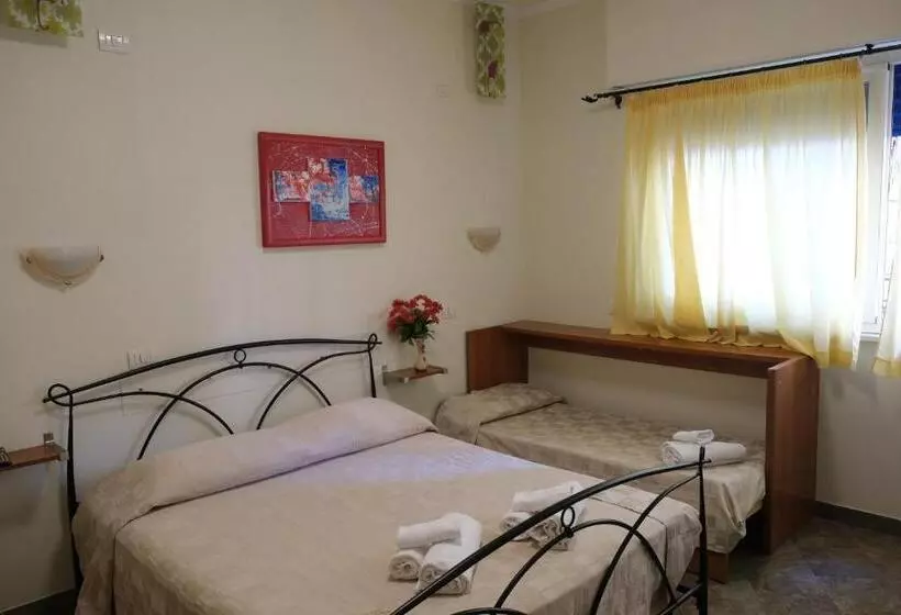 اتاق استاندارد سه نفره, B&b La Porta