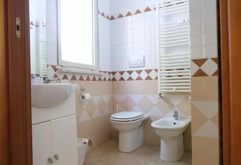 اتاق استاندارد سه نفره, B&b La Porta