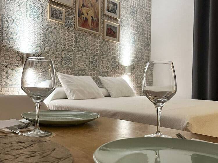 Студия Стандарт, Beatriz Charming Hostal