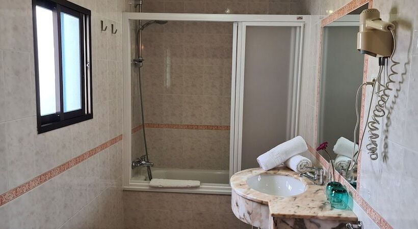 스탠다드 스튜디오 바다 전망, Beatriz Charming Hostal