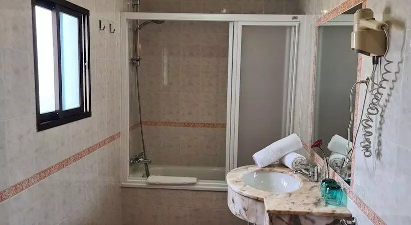 海の見えるスタンダードスタジオ, Beatriz Charming Hostal