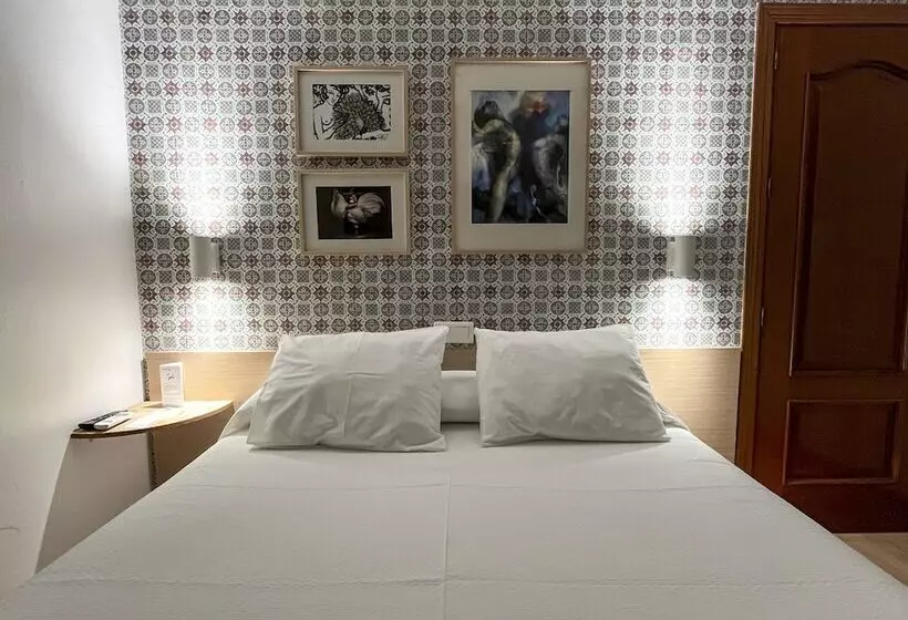 海の見えるスタンダードスタジオ, Beatriz Charming Hostal